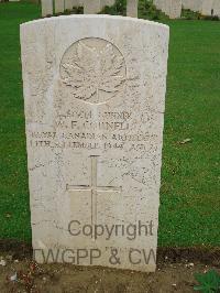 Coriano Ridge War Cemetery - Cornell, Williams Frederic