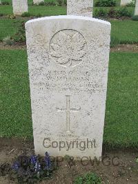 Coriano Ridge War Cemetery - Cowan, William Main