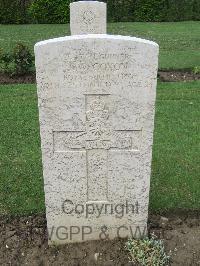 Coriano Ridge War Cemetery - Coxon, John William