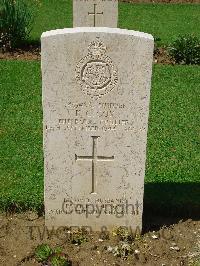 Coriano Ridge War Cemetery - Cox, Kenneth Charles