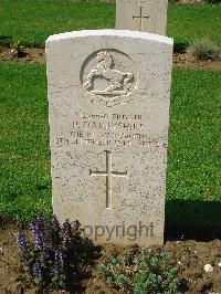 Coriano Ridge War Cemetery - Darbyshire, Peter