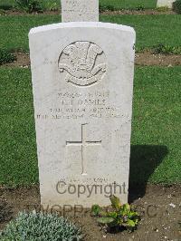 Coriano Ridge War Cemetery - Davies, Thomas John