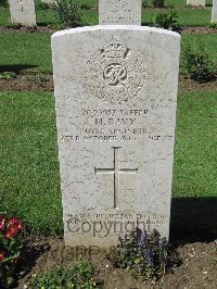 Coriano Ridge War Cemetery - Davy, Norman