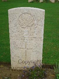 Coriano Ridge War Cemetery - Dean, Lloyd G.