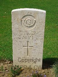 Coriano Ridge War Cemetery - Evans, Ivor James