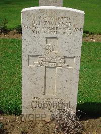 Coriano Ridge War Cemetery - Faulkner, Thomas Frank