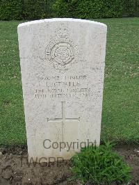 Coriano Ridge War Cemetery - Gentle, Leonard