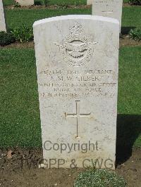 Coriano Ridge War Cemetery - Gilbert, A M W