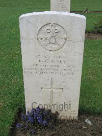 Coriano Ridge War Cemetery - Gurney, Kenneth