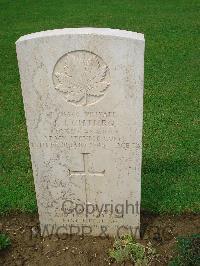 Coriano Ridge War Cemetery - Guthro, John J.