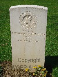 Coriano Ridge War Cemetery - Hart, Raymond Robert