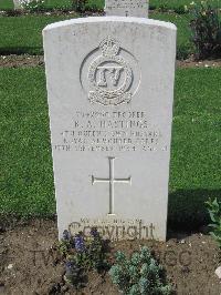 Coriano Ridge War Cemetery - Hastings, Robert Archibald