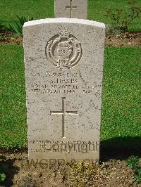 Coriano Ridge War Cemetery - Hayes, Sydney