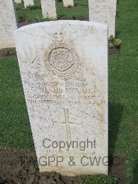 Coriano Ridge War Cemetery - Hillyard, Harry