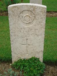 Coriano Ridge War Cemetery - Holborn, Harry