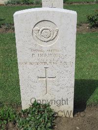 Coriano Ridge War Cemetery - Holroyd, Ronald