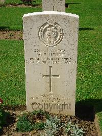 Coriano Ridge War Cemetery - Hough, Michael Fielding