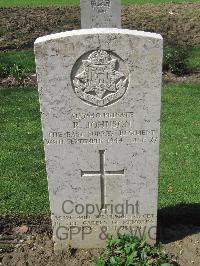 Coriano Ridge War Cemetery - Johnson, Robert