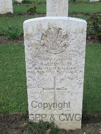 Coriano Ridge War Cemetery - Johnston, James