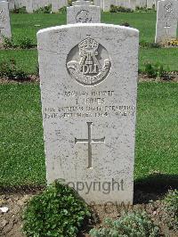 Coriano Ridge War Cemetery - Jones, Iorwerth