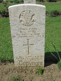 Coriano Ridge War Cemetery - Jones, Raymond Trevor