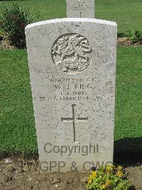 Coriano Ridge War Cemetery - King, Walter John