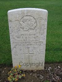 Coriano Ridge War Cemetery - MacNeil, William John