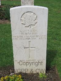 Coriano Ridge War Cemetery - Martin, Henry