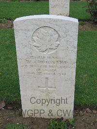 Coriano Ridge War Cemetery - McIlvenna, William John