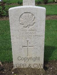 Coriano Ridge War Cemetery - McInnis, Joseph James