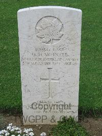 Coriano Ridge War Cemetery - McIntee, Otto Herbert