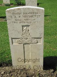 Coriano Ridge War Cemetery - Medhurst, Thomas Anthony Peter