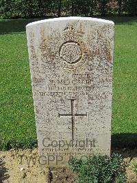 Coriano Ridge War Cemetery - Metcalfe, James