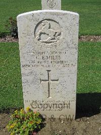 Coriano Ridge War Cemetery - Miles, Gordon Ernest