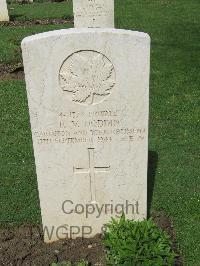 Coriano Ridge War Cemetery - Noddin, Roy Venard