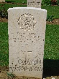 Coriano Ridge War Cemetery - Ochiltree, Henry John French