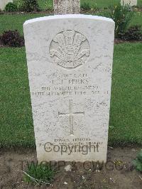 Coriano Ridge War Cemetery - Perks, Ernest Thomas