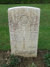 Coriano Ridge War Cemetery - Peters, Arthur George