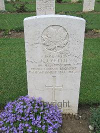 Coriano Ridge War Cemetery - Pettit, Frederick Joseph