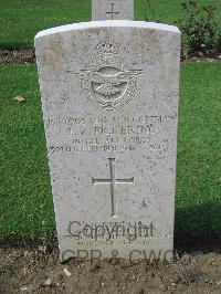 Coriano Ridge War Cemetery - Pickering, Thomas Richard