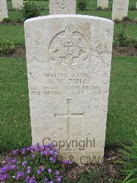 Coriano Ridge War Cemetery - Piper, Ronald William