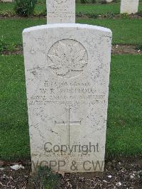 Coriano Ridge War Cemetery - Porteous, William Raymond