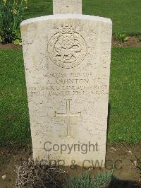 Coriano Ridge War Cemetery - Quinton, Sam