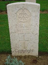 Coriano Ridge War Cemetery - Ratcliffe, Edward