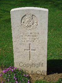 Coriano Ridge War Cemetery - Renaud, Edouard