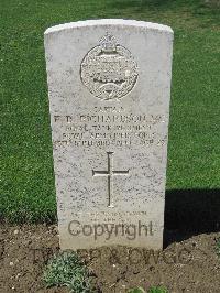 Coriano Ridge War Cemetery - Richardson, Francis Brundrit