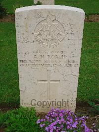 Coriano Ridge War Cemetery - Roach, Arthur Henry