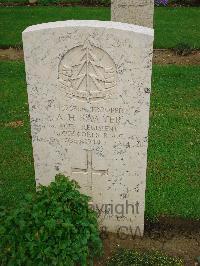 Coriano Ridge War Cemetery - Sawyer, Albert Henry