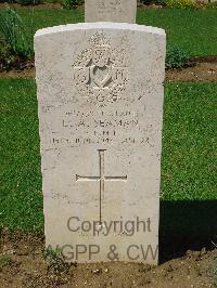 Coriano Ridge War Cemetery - Seaman, Leslie Alfred