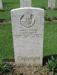 Coriano Ridge War Cemetery - Shadbolt, Victor